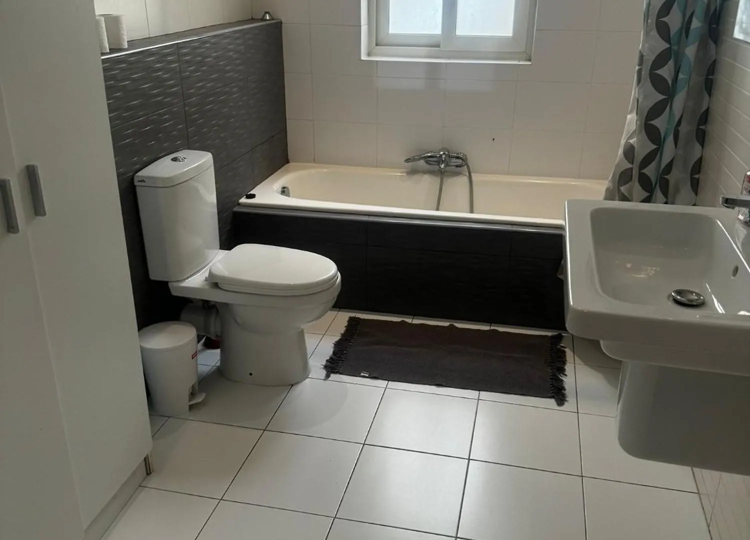 Large 3 Bedroom Apartment In Swieqi Is-Swieqi
